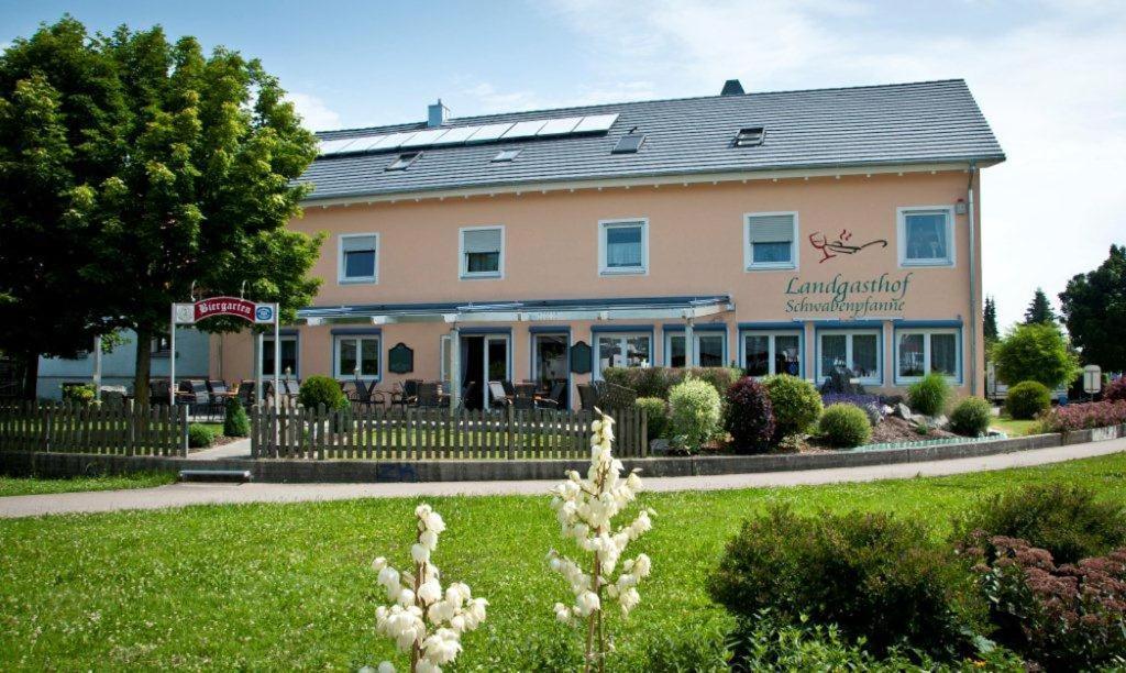 Landgasthof Schwabenpfanne Erbach an der Danau Buitenkant foto